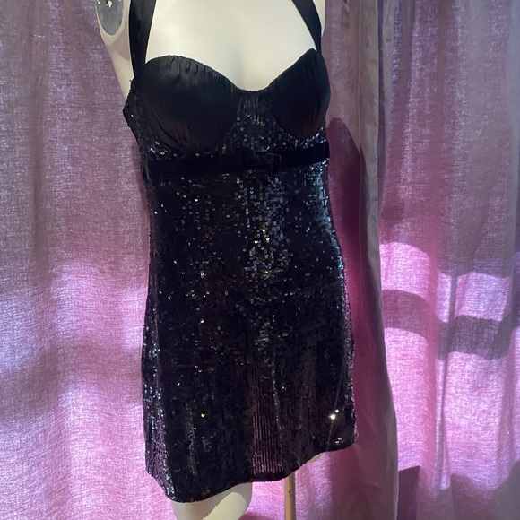 Marciano black sequin halter mini dress size medium - Picture 3 of 12
